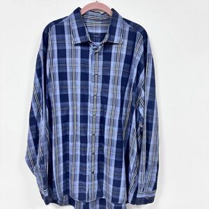 Burberry Men's Blue Shirt